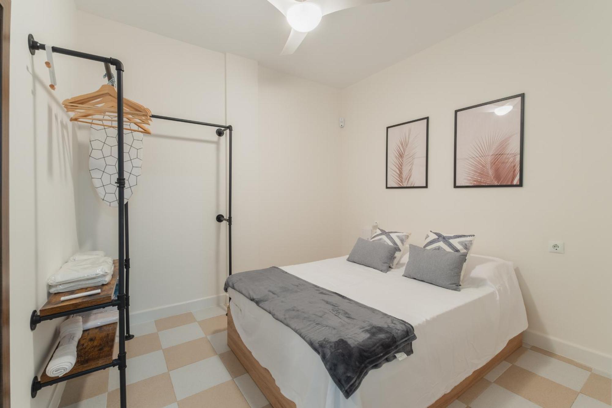 Luxe Apartment 1 In Рота Екстериор снимка