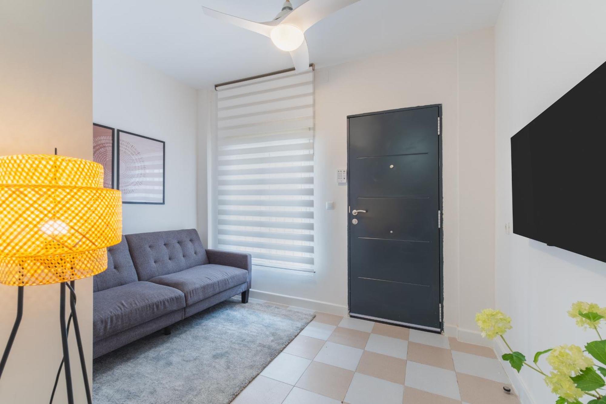 Luxe Apartment 1 In Рота Екстериор снимка